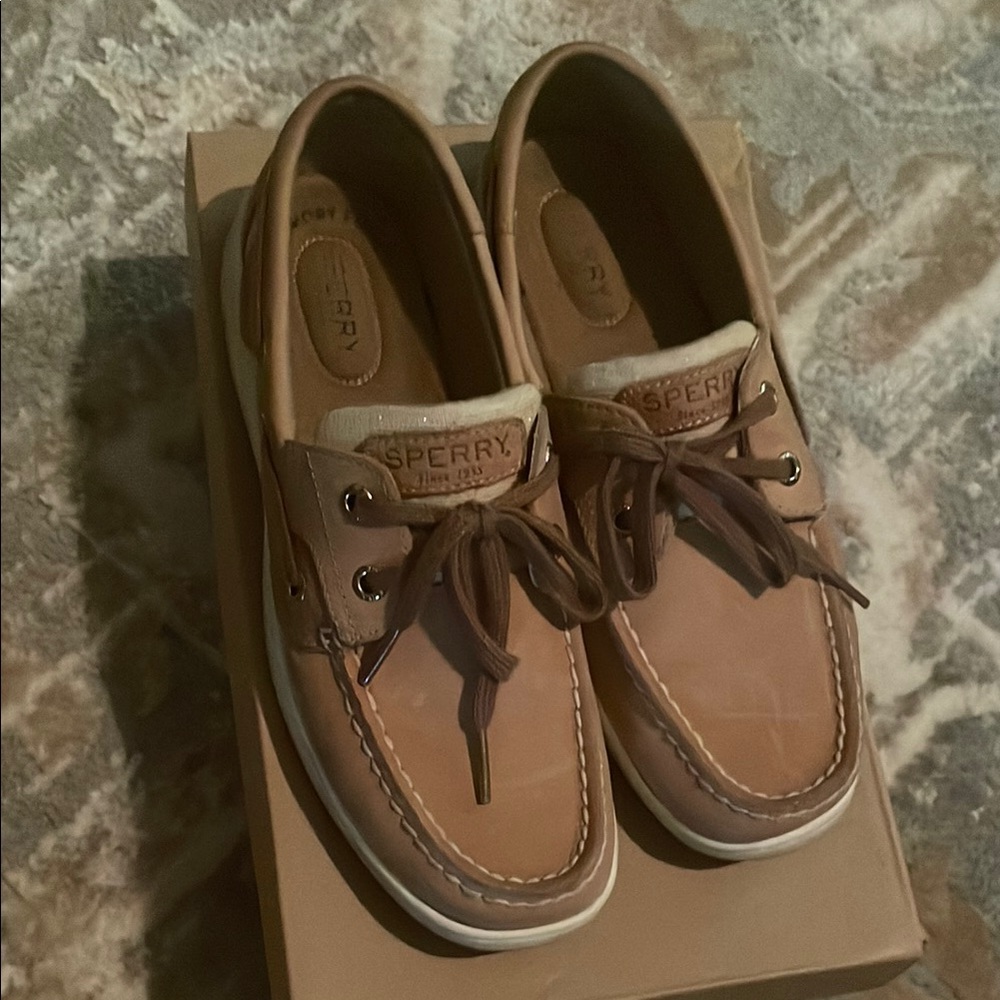 Sperry Tan Boat Shoes with Moccasin Stitching and Non-Marking Sole